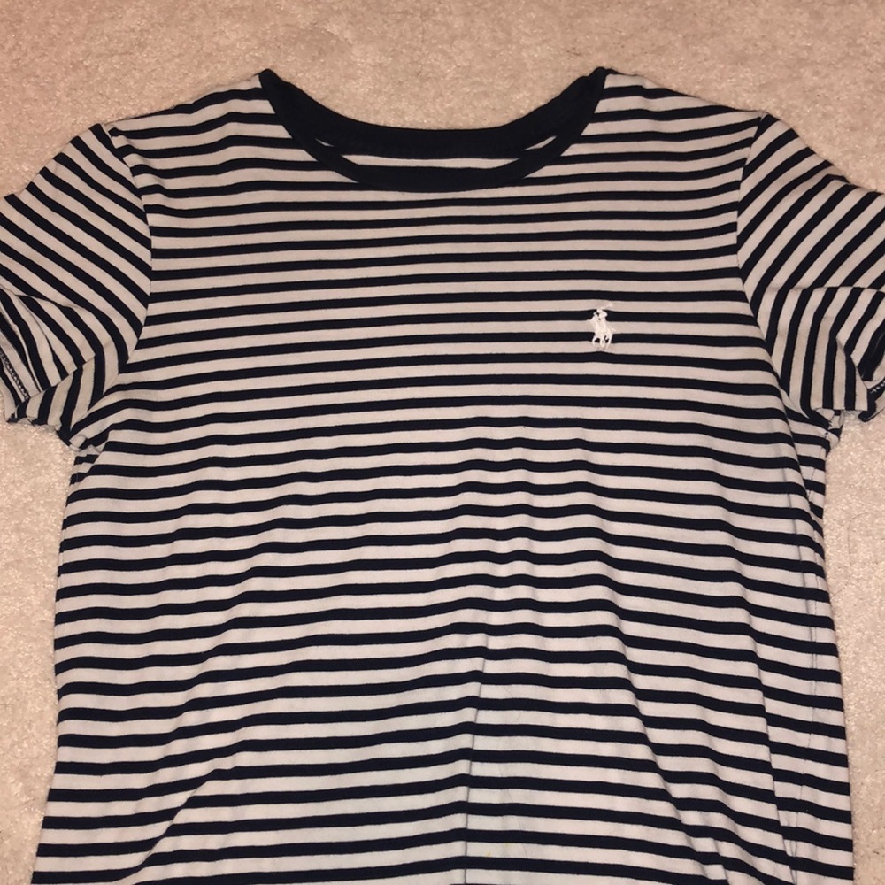 navy blue and shite polo tee